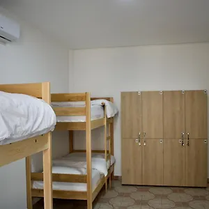  Albergue Me & You